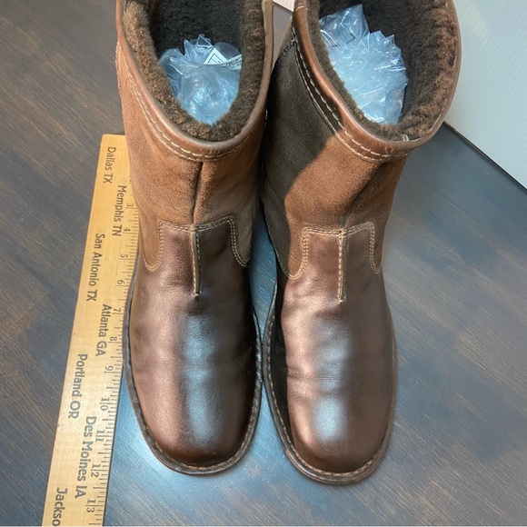 UGG Men’s Leather Shearling Work Boots – Brown – Size 11 - Picture 5 of 11